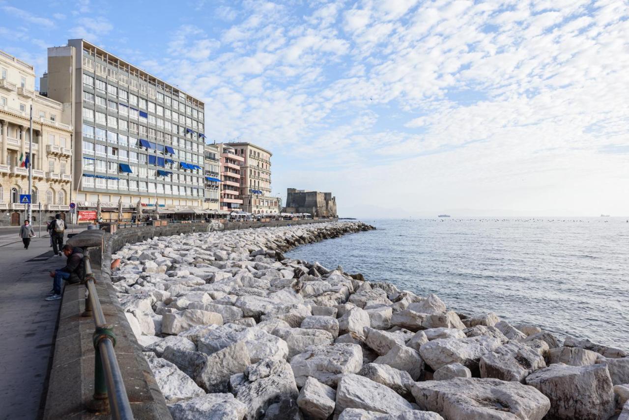 Via Niccolo Tommaseo 4 - Appartamento 2 Napoli Eksteriør bilde